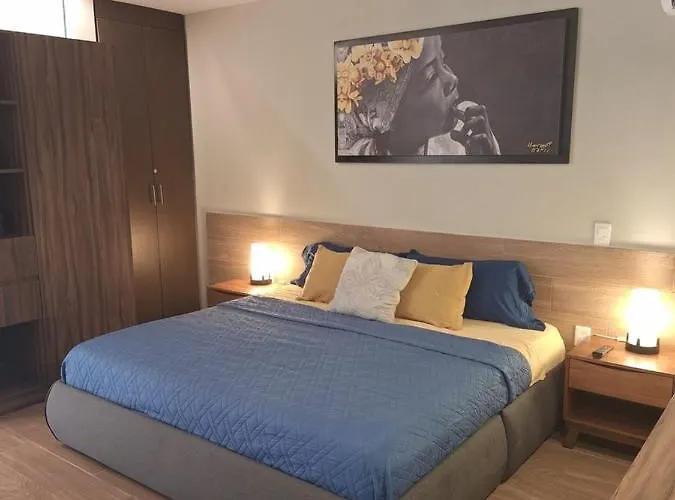 George Luxury
